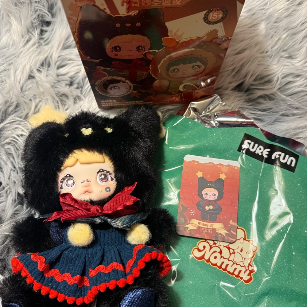 Nommi Christmas Eve Series "Wishing Elf" - Picture 4 of 4